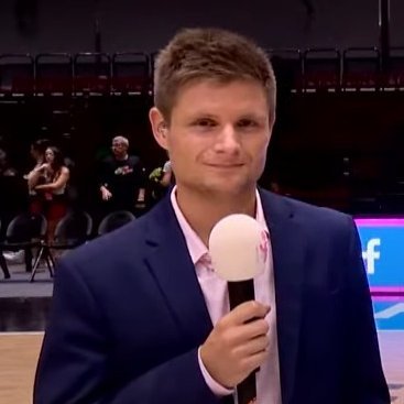 Journaliste @sport_en_france 

Présentateur de Sports Stream 🎙️

Commentateur @basketlfb 🏀
 
Chef d'édition @HsportsmediaCo, Sport Planète @MAIF