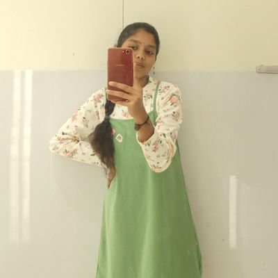 shivani_532's profile picture. Be an alive human being 🌸