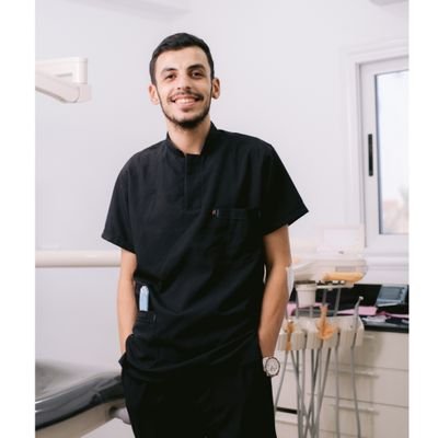 Intern Dentist 🦷