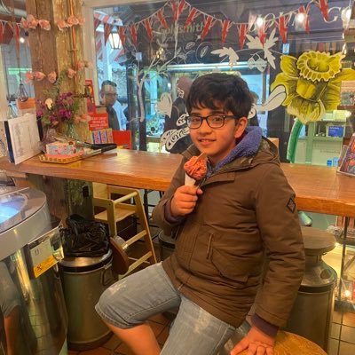 SamiaHu01521034's profile picture. Newnhamite