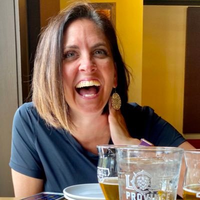 Dir. Marketing & Comms @ Wine To Water • Candy • Tacos • Cheese • Books • Basketball • IG karenwsullivan