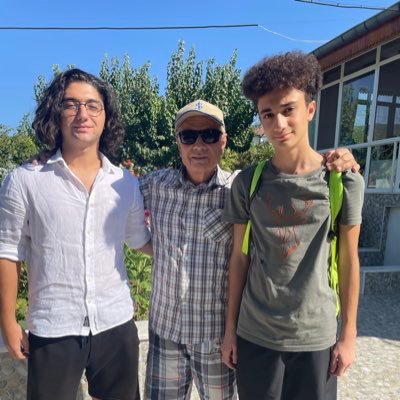 HasanHs00582251's profile picture. 