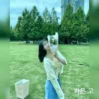 iuilirkongo's profile picture. 음식,꽃,가드닝,빈티지를 좋아해요 
🌱 🪴🍴🍂
돌잔치/웨딩 : mama__kitchen__
케이터링 : catering_mamakitchen