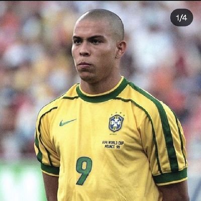 royelemythe's profile picture. Rendre un coup de sabot à un âne fait de toi son égal... 🤔🤔😜
#TeamOM