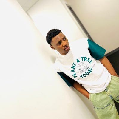 RodiyaDaniel's profile picture. 