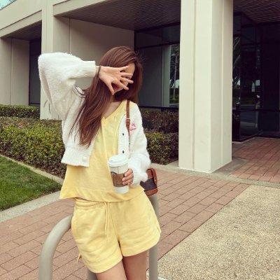 Almeric250's profile picture. start