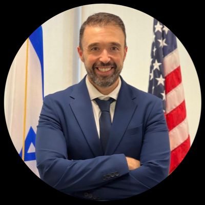 🇮🇱 Proud Jew, Father, DCM in Miami, ex DCM in Costa Rica, Combining #Technology and #Diplomacy at @IsraelMFA, Fan of #StartupNation, @HBS_FC and @FCBarcelona