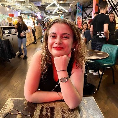 Shelbs_xxxx's profile picture. 28 | Libra ♎️ | Mcfly 🖤