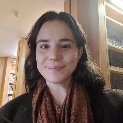 PhD student @MICLCambridge |  @ESMI_CHEM study group | BSc and MSc @unimelb |  ❤ all things organic chemistry 🥼 and PET imaging ☢ | she/her