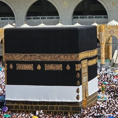 iam_hazzan's profile picture. Backend dev || Muslim || Computer Engineering Grad || Alhamdulilah 🙏🙏🙏 folks...