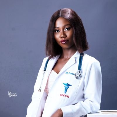 Medical Doctor |Tech enthusiast |Graphics designer
|Daughter of Pastor chris| loveworld nation💓🌍