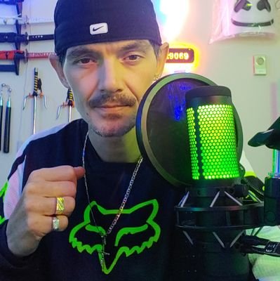 Hi I’m xzbit9069 affiliate Streamer,Dad,content creator https://t.co/gafrKztlg3 ❤️🧡 ,https://t.co/u5iiEntWGb