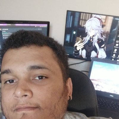 27, Ele / Dele  ●
Sommelier de anime/mangá nas horas vagas ●