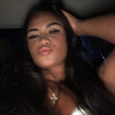 _alicester's profile picture. tempo ao tempo ⏳🍂