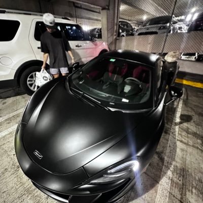 TheRealWraithh's profile picture. marketing / ecom / crypto IG - iamdannnyy