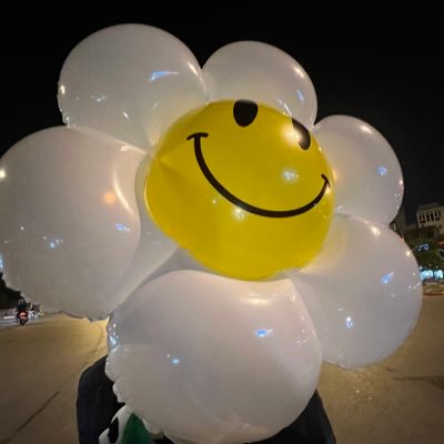 ramkhongthoi's profile picture. i feed on delusions