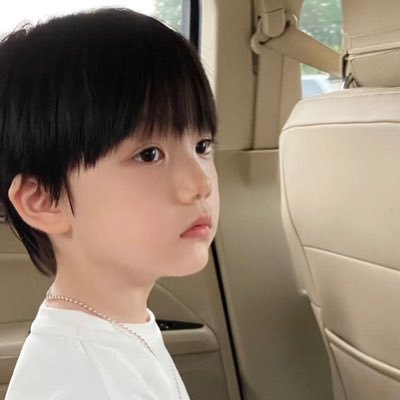 qq68761978's profile picture. s  喜母狗 qq 68761978