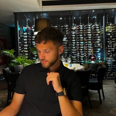 iselmaniii's profile picture. 