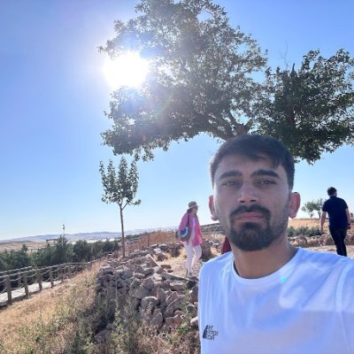 ZanyarAltun's profile picture. Linux System Administrator and Cloud Developer