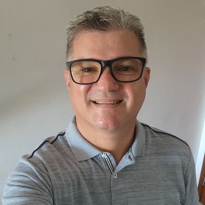 Torcedor do Belo (BFC). Jornalista, func. Federal, Ouvidor e Palestrante. Militante serv. público, SUS, comunicação, controle social e combate à Corrupção.