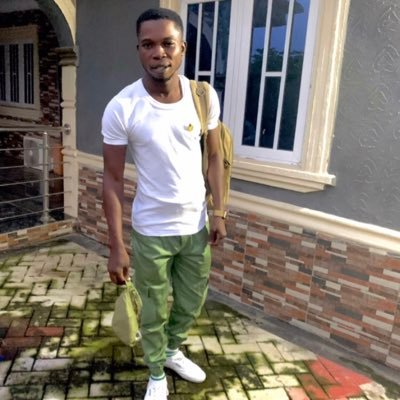 IdogbeE's profile picture. 