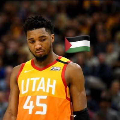 @ittihad • @ManCity • @acmilan • @spidadmitchell Best player in NBA • #HxH 🐐 #Abdu 🐐