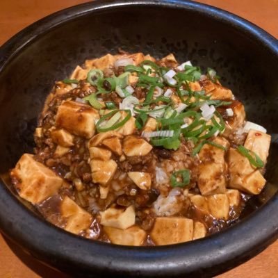 異業界からの転職を目指して日々勉強中🔥YouTubeで動画編集のご依頼を頂き登録者数700人突破!