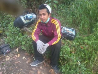 Allton96's profile picture. Trying to be yourself, keep
smiling because smile from you
heed the world.