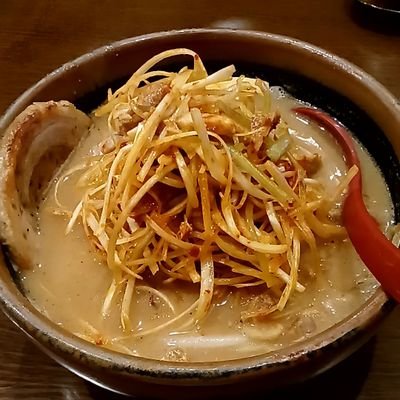 うまい飯と酒を喰らいたい