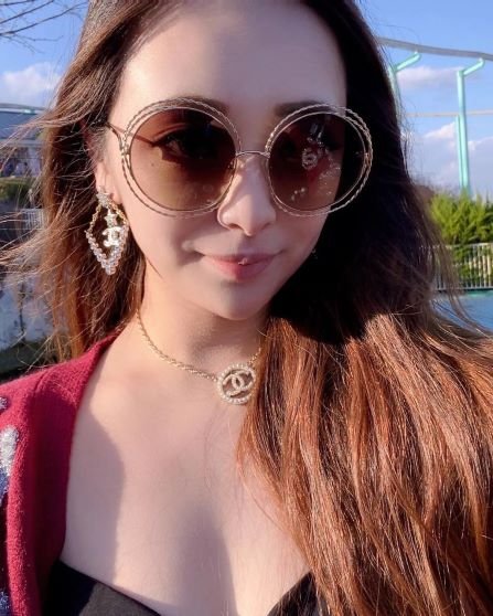 jing594957's profile picture. 笑えばいいと思うよ。LINEに追加してください【https://t.co/pwPno9WZxz】