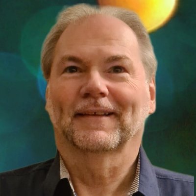 Ich bin Informatiker und befasse mich mit KI, Coding & Hosting, Support Dienstleistungen. Und kläre in meinem Blog u.a. über KI im Alltag auf.