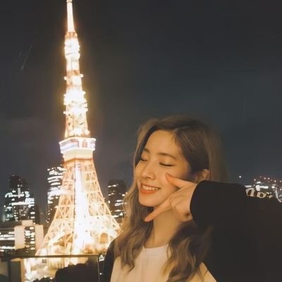 Not the real Kim Dahyun. Just a roleplay account.