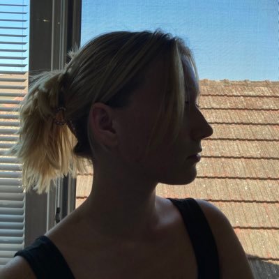 ElaGulaiova's profile picture. 