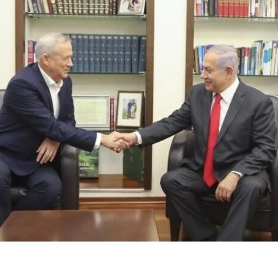 DavSig10's profile picture. שמרן חילוני שמכבד מסורת ומורשת. מנכל ובעלים של חברת תוכנה