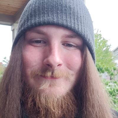 kakarro13's profile picture. 25 ♓
People may see me tweet and think *why his last name like that* but that's just how I was born dawg