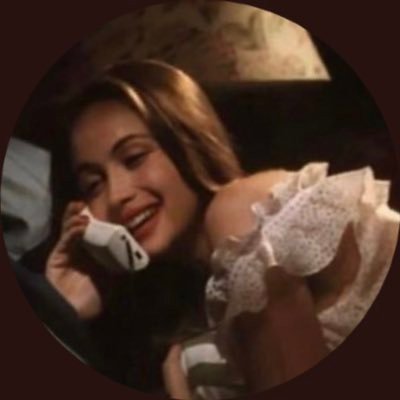 Ameerah_d69's profile picture. اللهم احفظ آباءنا وأمهاتنا وعافيهما واجعلنا بارين بهم وارحم من غادر هذه الحياة منهم.❤️•
