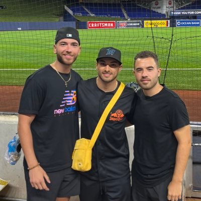 davghezzo's profile picture. MTL | ✞