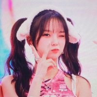 Beth (@woonggiwiggles) 's Twitter Profile