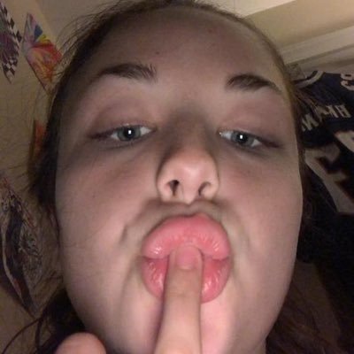 JenniferBa64783's profile picture. Don't judge me if you don't know anything about me 😘 I'm easy to get along with 😁