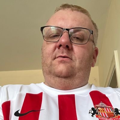 Christo51212812's profile picture. 