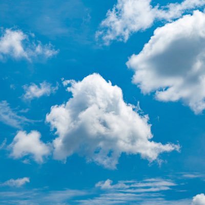 mizuirogogo's profile picture. 短歌アカウント。より自由により赤裸々に歌いたいので作りました。ダメ人間です。