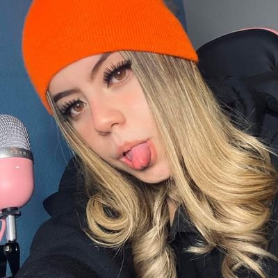 (っ◔◡◔)っ ♥ Streamer de Fortnite & Gears of war 22 años ♥