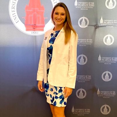 OMS-IV 🩺 || Aspiring #Internist || Dana Point, CA // SATX 🌮 || Former D1 athlete ||🇺🇸🇪🇸🇩🇪🇲🇽 || #mindfullness || Bilingual || she/her || 🏕️🌊🏂