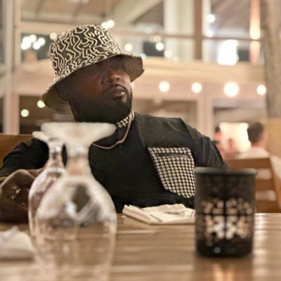 JCole top 5 DOA • Heterogeneous • Tweets are personal opinion