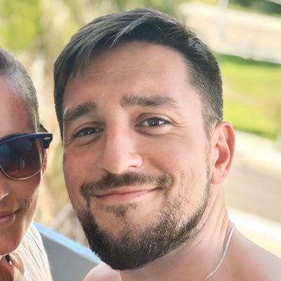 Speechwriting, politics, Arsenal, Trek, my cats and my amazing wife. Bracknell boy/Molesey man. 2nd gen migrant. Will accept unsolicited cat pics. 🇬🇧🇨🇴