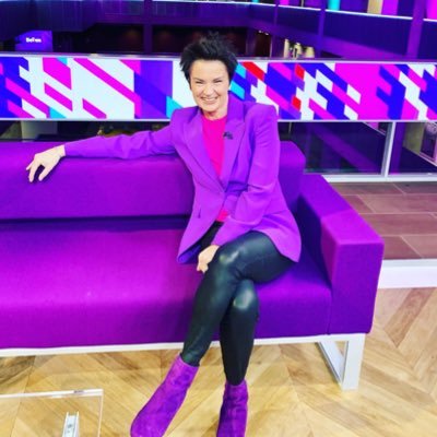 Journalist @BBCScotlandNews Presenter of #BBCSevenDays , Thursday & Friday’s #DriveTime @bbcradioscot #BBCSundayShow 🦈 🪩🧗‍♀️📻📺🏳️‍🌈She/Her