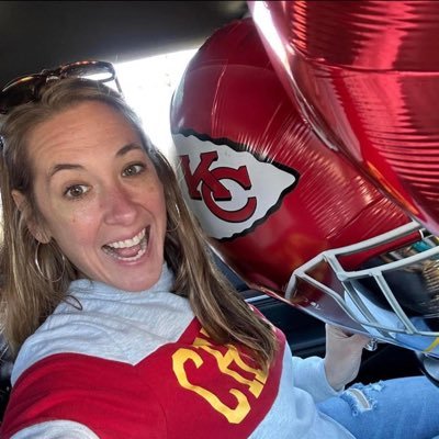 Mom. Wife. Professional Educator. Chiefs fan.