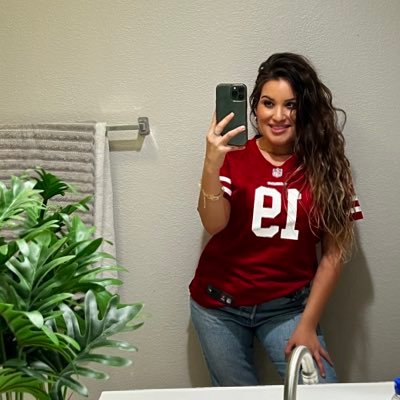 Always breaking rules, so welcome to my new twitter 🤪