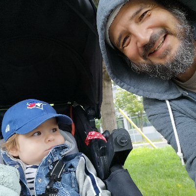 Full-time dad, sometimes journalist tired of citizens being treated like cattle.