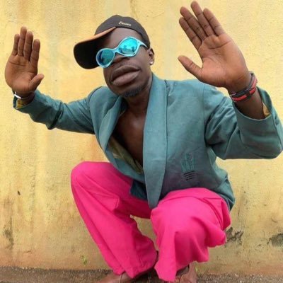 oluwaadamilarey's profile picture. Arsenal Fan ❤️|Introvert😪|Dark Skin Slim Guy 🌚